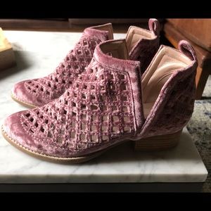 Jeffrey Campbell Taggart Booties